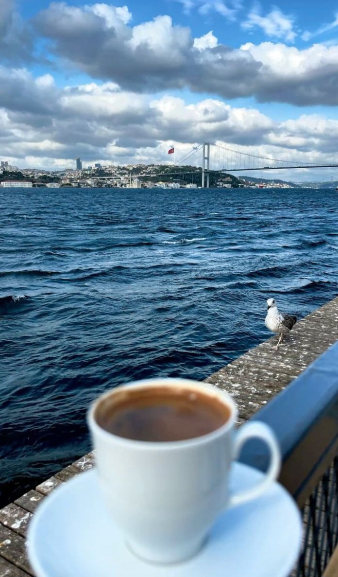 Ylnz89's tweet photo. Günaydın https://t.co/aLJEXnttCx