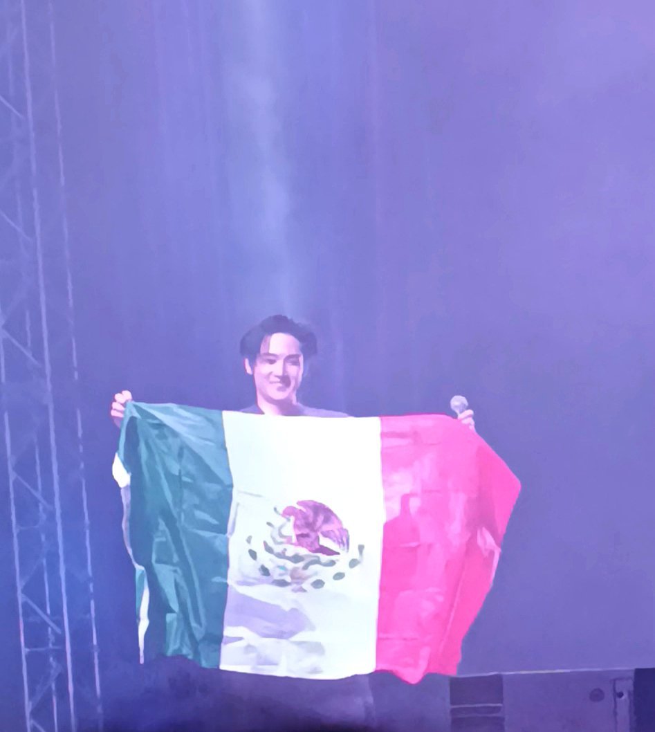 lu2jm7's tweet photo. Viva GOT7 a Miguel Hidalgo ni lo conocí 🔥 https://t.co/weKvo0fMSG
