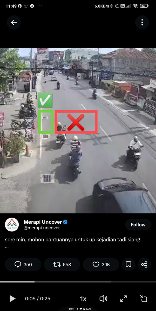 _LexeLite_'s tweet photo. @merapi_uncover Buat yang gak bisa nyetir/lehernya gak bisa nengok, plis common sense ini dipake, join ke jalur utama itu jangan langsung ke tengah kalo lagi rame, kalo cuma ngerti gas rem doang tuh jangan bikin ribet pengendara lain. https://t.co/VJMppMCMCP