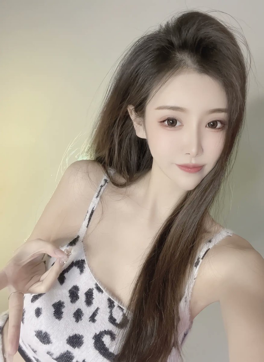 AleksaM12484352's tweet photo. 谁发明的经期啊啊。排卵期的奶子涨死了  又湿又想要 #自慰 #排卵期 #女大 #乳晕 https://t.co/26IfbteXQW