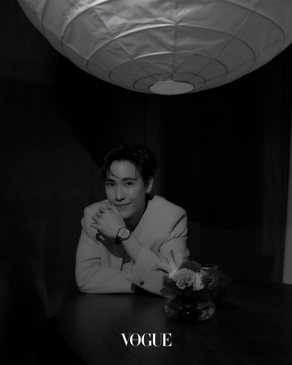 Thej_Juniors's tweet photo. [16/09/26] voguethailand IG Post

JUNIOR LONGINES LAUNCH

#TheLonginesMasterCollection
#Longines 

🔗 https://t.co/01h3GYNCuU

#Junniorrs #จูเนียร์ปณชัย 
#JunniorrsUpdate https://t.co/UzcIu6yvsK