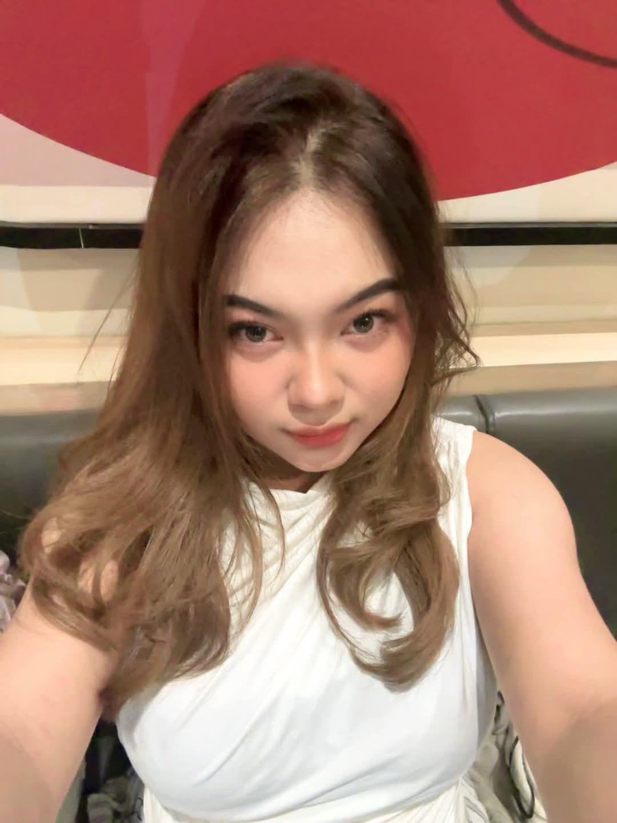 Nanaeme0's tweet photo. Plenger aja udah paling bener 🫠 https://t.co/GSiydbvkPs