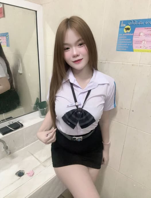 khanhtran963262's tweet photo. อากาศร้อน อ้อนเตงได้ไหม❤ https://t.co/fv7RQ67Pjk