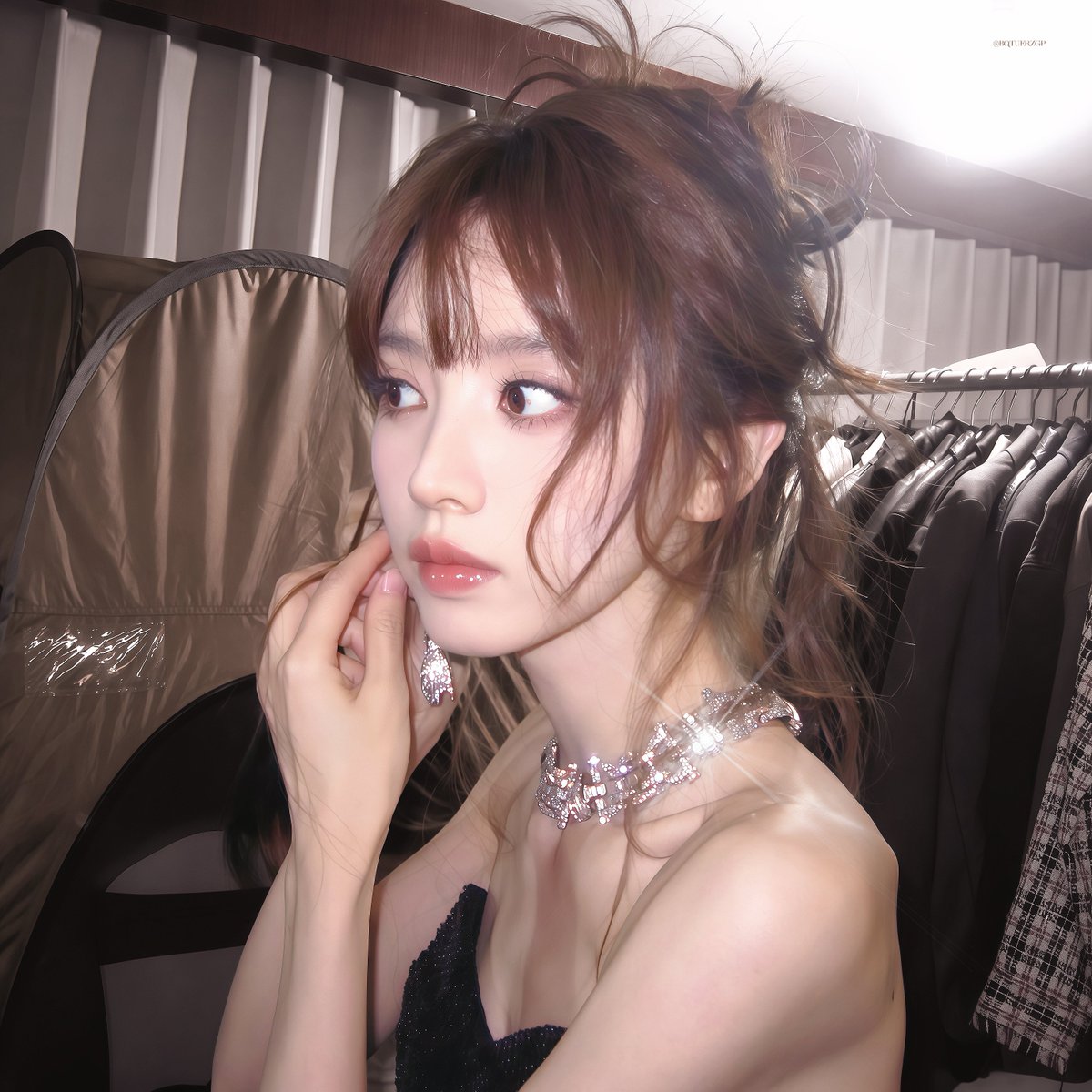 bluurina_vv's tweet photo. ฮืออน้องเถียนสวยมากจัง ชอบจนไม่รู้จะชอบยังไงละ https://t.co/1SsDWQMFCE