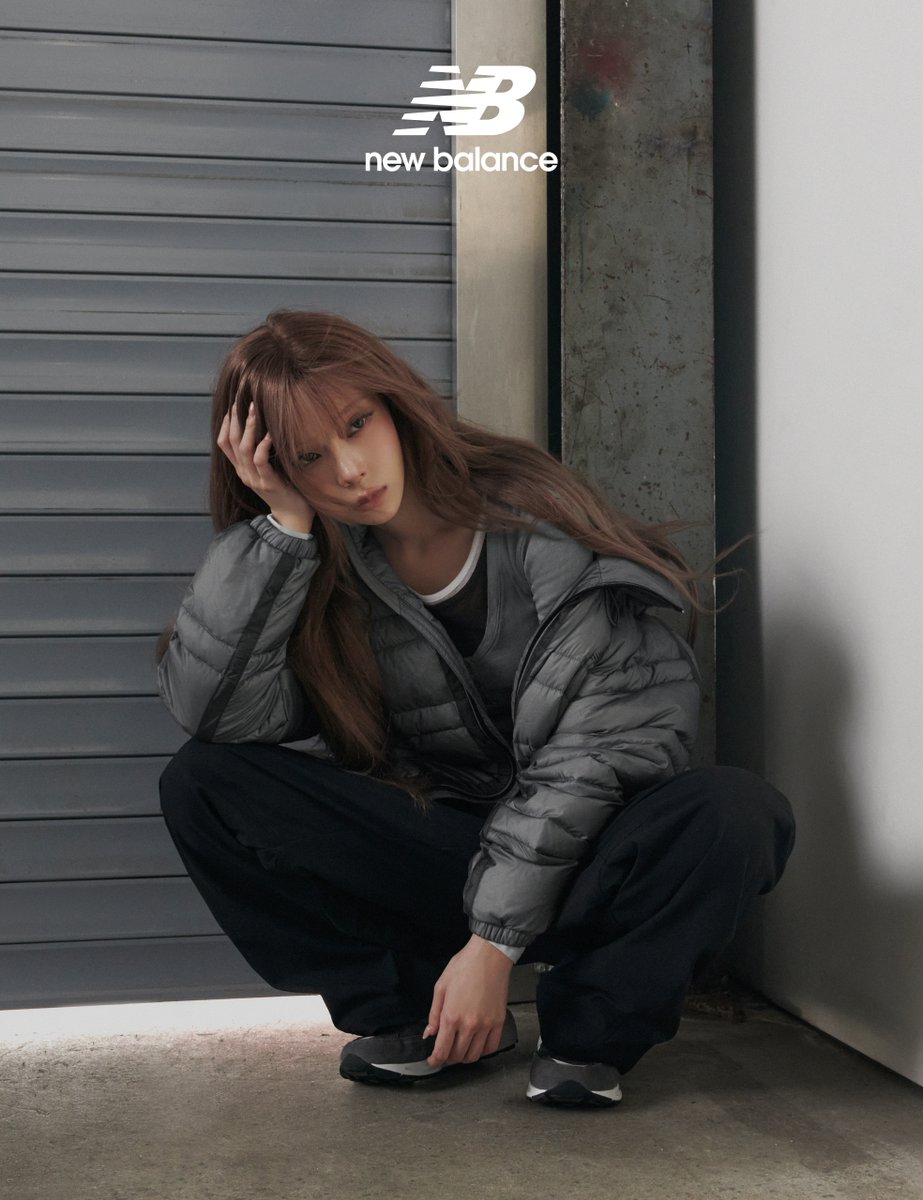slist2015's tweet photo. 에스파 윈터, 뉴발란스 새 캠페인 출격…도심·자연 오가는 스타일링

#윈터 #에스파 #에스파윈터 #WINTER 
#aespa #aespa_윈터 
@aespa_official
#뉴발란스X윈터 #WINTERXNEWBALANCE 
#NEWBALANCE
#뉴발란스 
⬇관련기사⬇ 
https://t.co/d6gpUTsTXv https://t.co/1uypmylU7h