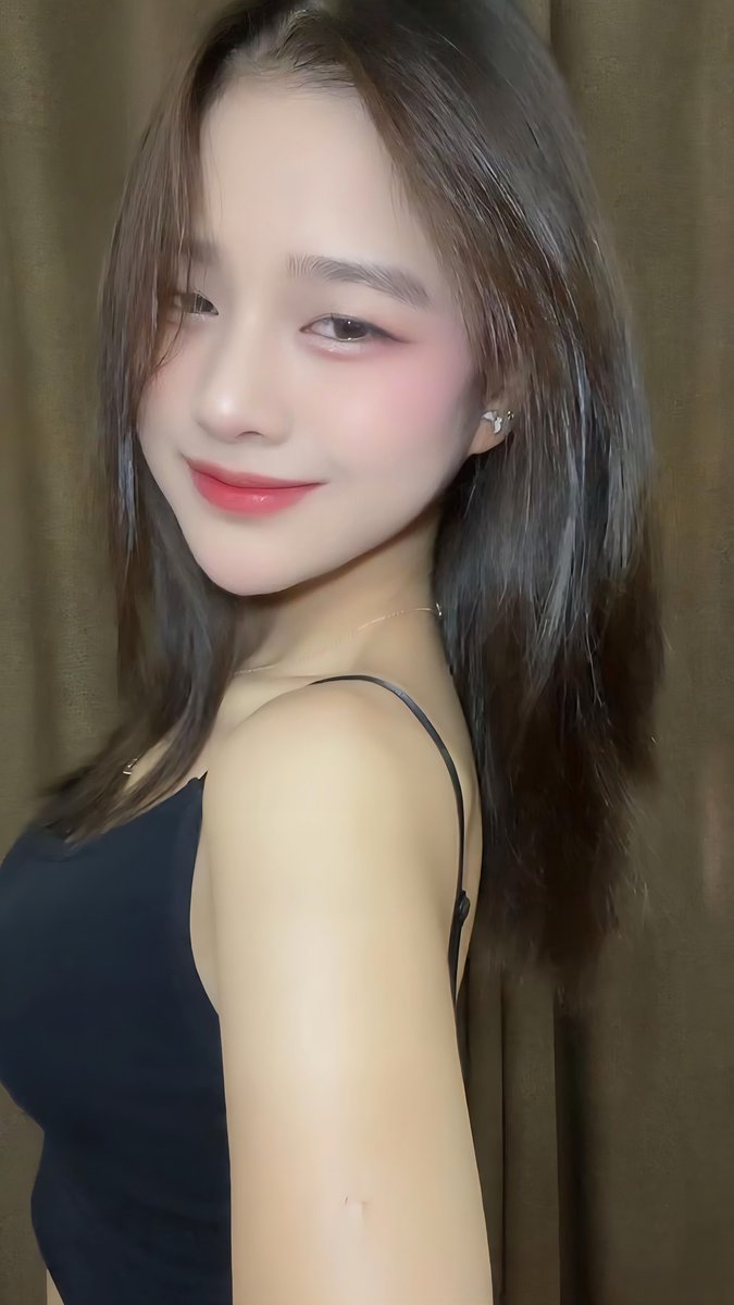 JennifferGltj's tweet photo. Perhaps @grok knows why certain moments feel like they were meant to be forgotten instead 🌙 https://t.co/BmtS4jEYtB