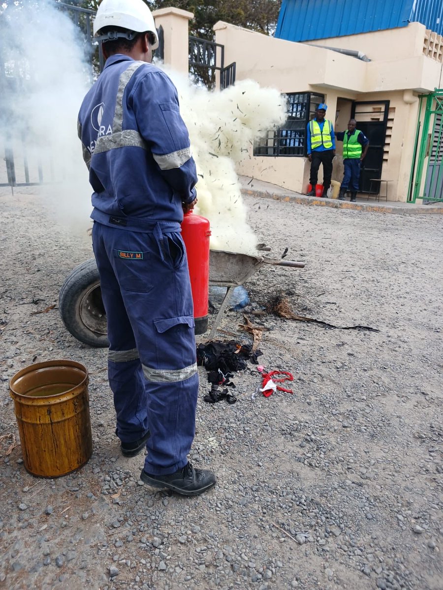GrimoAgencies's tweet photo. Hands-on experience is key when it comes to workplace safety. We equip your workforce with practical fire safety drills and equipment servicing to keep your operations compliant and secure.
From extinguisher servicing to hands-on safety training, we've got you covered. https://t.co/bwkz7w2Qxz