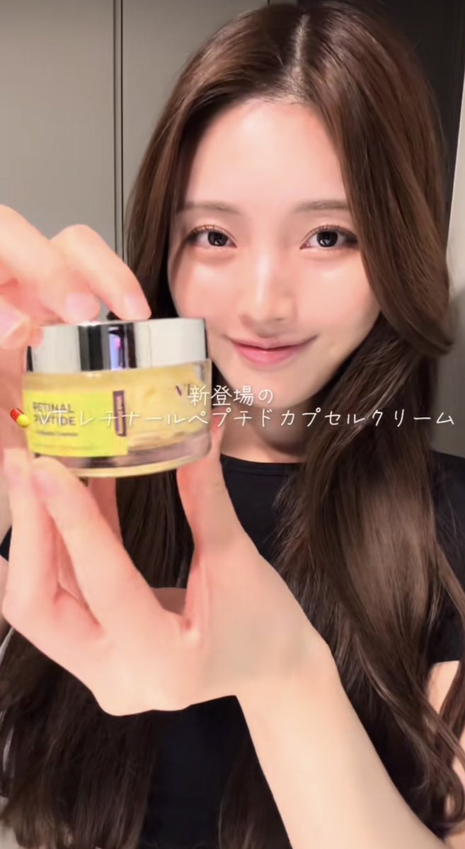 b_rinnatural's tweet photo. 妊娠線にも肉割れにも使えるレチナール、当たり前に顔の小皺にも効果絶大なんですよ…美人皮膚科医が言うことは間違いない無さすぎるwww https://t.co/Lp4pmhk1C8