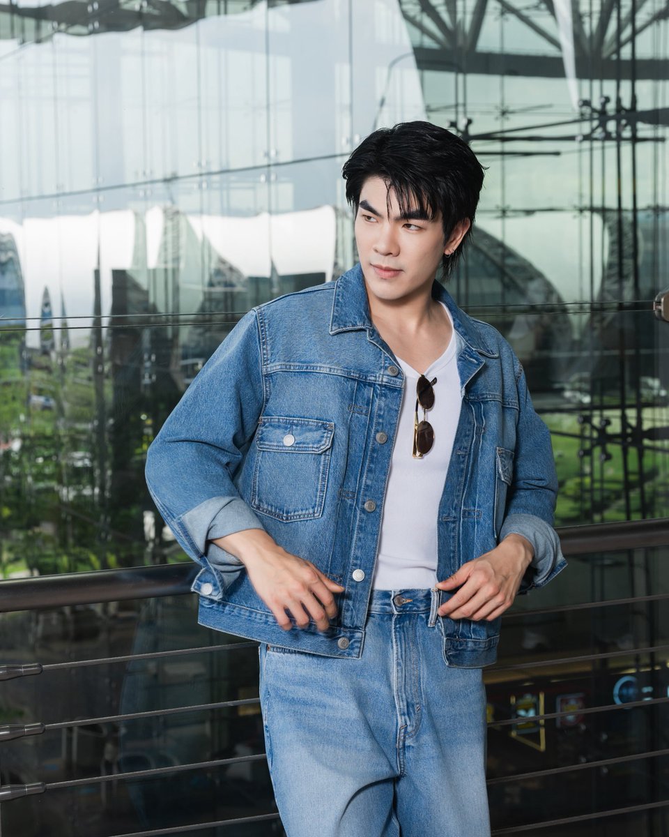 beoncloud_th's tweet photo. ภาพ Airport Look ของ มาย-ภาคภูมิ ก่อนออกเดินทางไปร่วมงาน H&amp;M&amp;YOU&amp;I: A Fashion Story ที่ลอนดอน ประเทศอังกฤษ 📸

#MileFlywithHM https://t.co/iDZ0C5gyFG