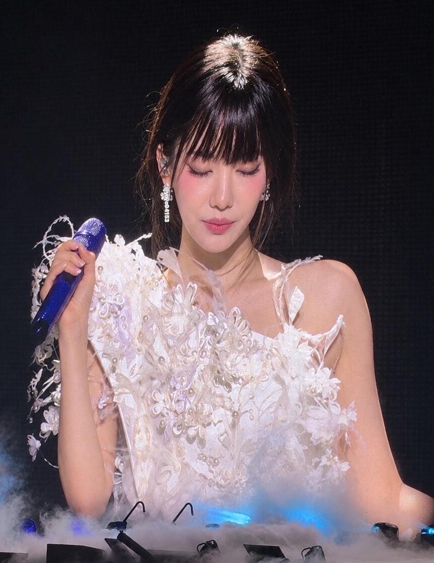 Ningnqng's tweet photo. goddess. https://t.co/G2xECPSohV