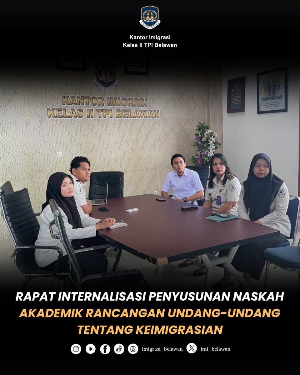 imi_belawan's tweet photo. Belawan, 16 September 2026 — Kantor Imigrasi Kelas II TPI Belawan mengikuti Rapat Internalisasi Penyusunan Naskah Akademik Rancangan Undang-Undang tentang Keimigrasian secara daring di Ruang Rapat Kantor Imigrasi Kelas II TPI Belawan.

#kemenimipas #dirjenimigrasi https://t.co/hEfoYLaDiD