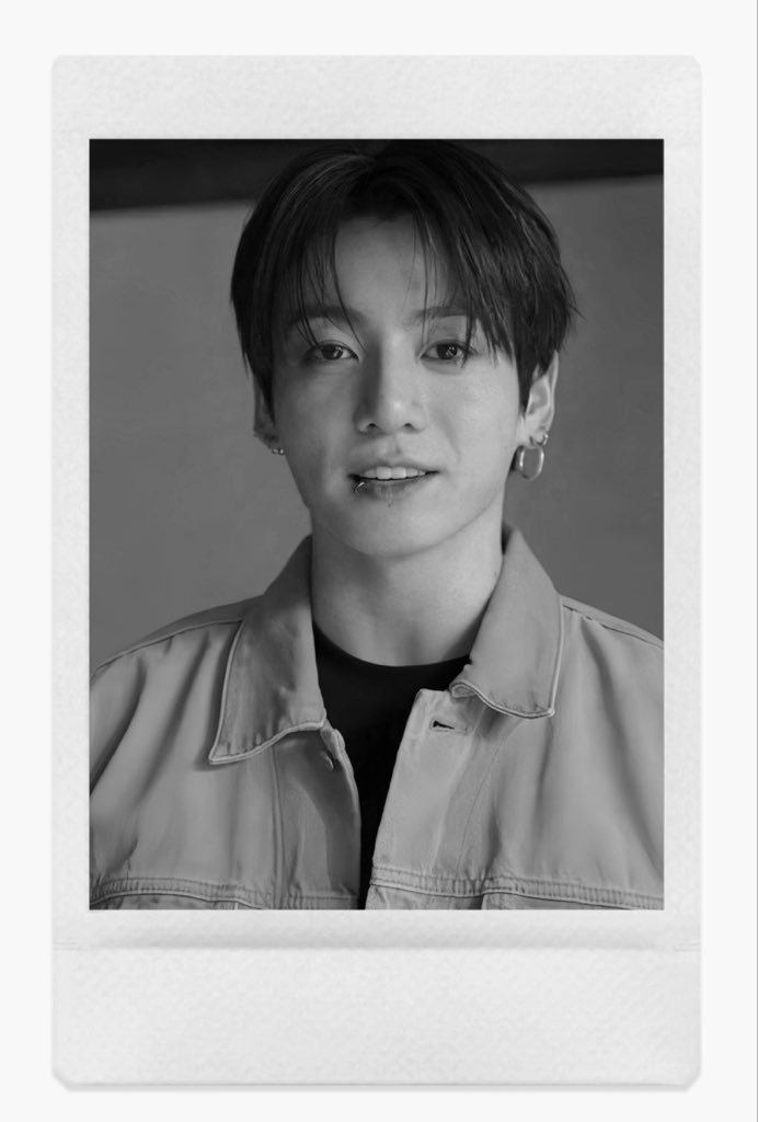 Jungkoo_gukkk97's tweet photo. https://t.co/8Kf8MI9Jpn