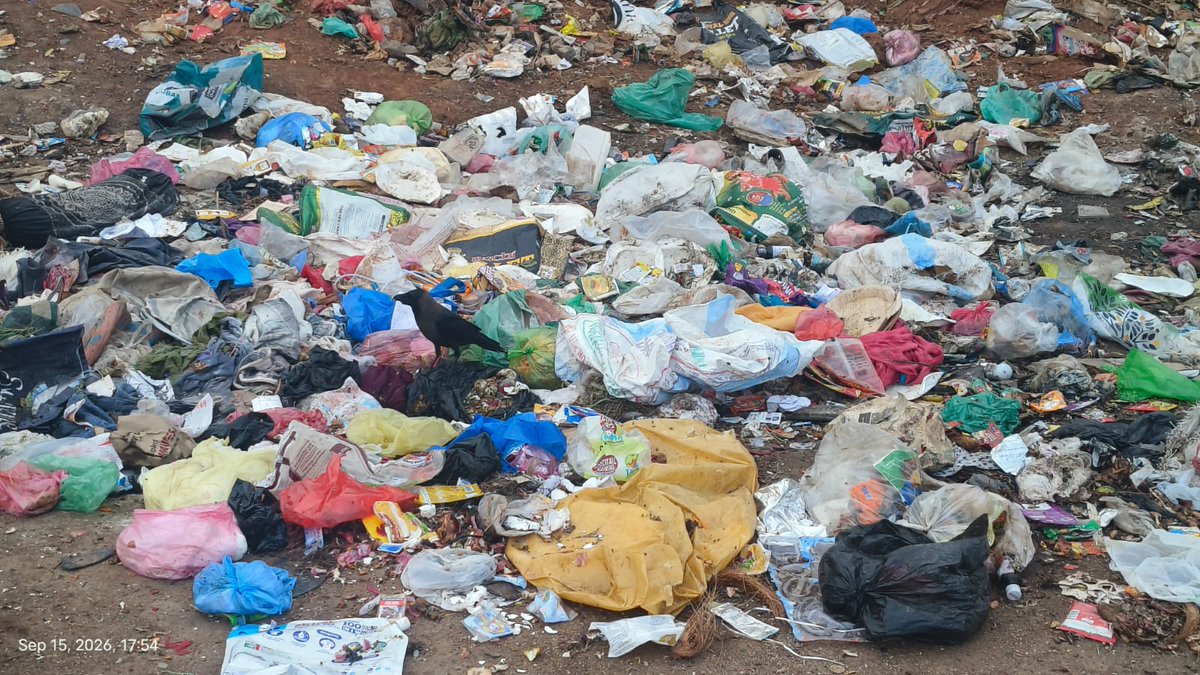 IamSAK196's tweet photo. @DrCNManjunath Sir, requesting your intervention 🙏

We are residents of Sarathy Nagar, JP Nagar 8th Phase, 1st Block, Bengaluru, facing a persistent garbage dumping and burning issue near our homes.

Despite repeated complaints, garbage continues to be dumped and burned, causing heavy smoke and discomfort to nearby residents.

Multiple posts have also been shared on X by residents to raise awareness and seek action from the concerned authorities.

We have registered BBMP Sahaaya grievances 21254448 & 21254453 and approached BSWML and BDA.

BDA Citizen Assistance Cell has now responded that the matter falls under GBA jurisdiction and advised us to approach the concerned GBA department.

Sir, we request your intervention to help ensure that the garbage is completely removed and effective measures are taken to prevent repeated dumping and burning.

📍 Sarathy Nagar, JP Nagar 8th Phase, 1st Block, Bengaluru