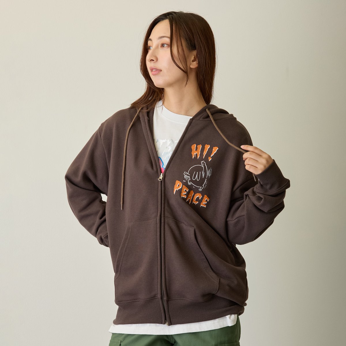 chiikawa_kouhou's tweet photo. ＼新商品／

『ジップパーカー ホラーシリーズ』
（あのこ・でかつよ、ちいかわ・ハチワレ）
（M・Lサイズ）

9月18日(金)より
ちいかわらんど、ちいかわマーケット、トーキング ほかにて順次発売🙌
発売日の詳細、お取り扱いは下記ページをご確認ください。
https://t.co/8xTguzB7Pr

#ちいかわ https://t.co/qn7JUkQ64n