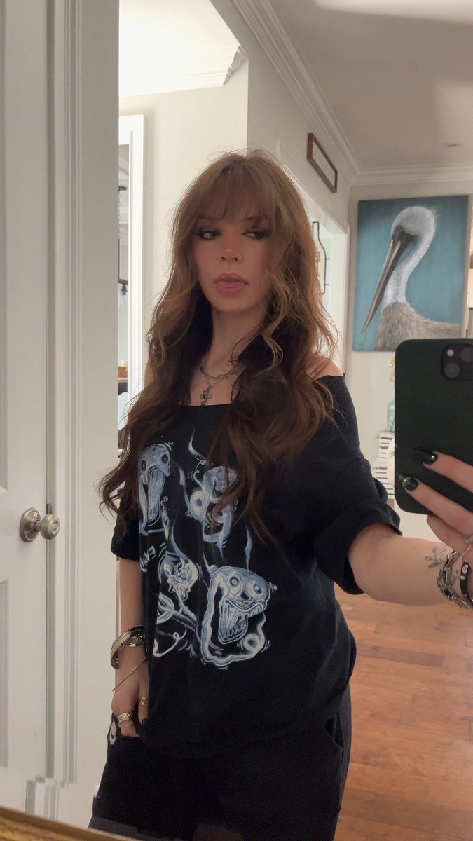 willownocturneb's tweet photo. Wait till u see the view from behind https://t.co/5pXWdJFsUL