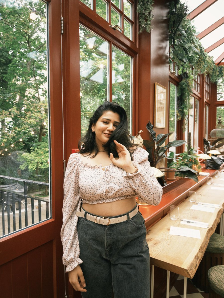 MeErA0312's tweet photo. Calm &amp; Reflective
Finding peace in the little moments. 🌸🍃 Sometimes you just need to pause and enjoy the view. ✨
#GoldenHour #GoodVibes #OOTD #NatureLovers #SelfCare #SmileMore #WeekendVibes #Aesthetic #CandidMoments https://t.co/Vz3uHFgoVd
