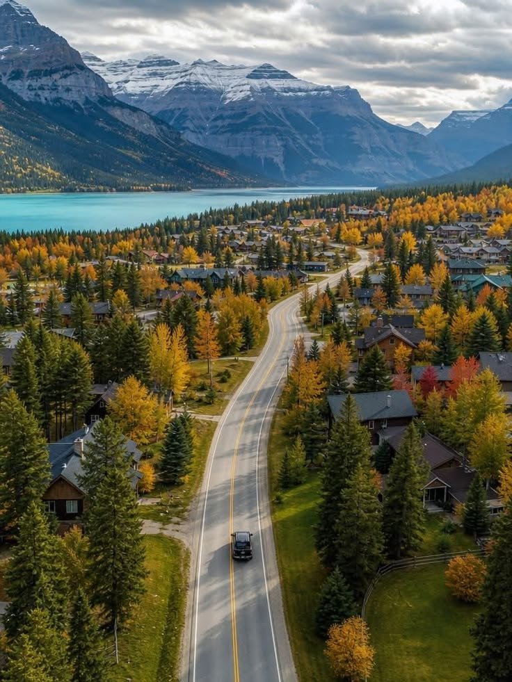 NaturalEye78321's tweet photo. 📍 Banff, Canada 🇨🇦 https://t.co/QtWThBeUBv