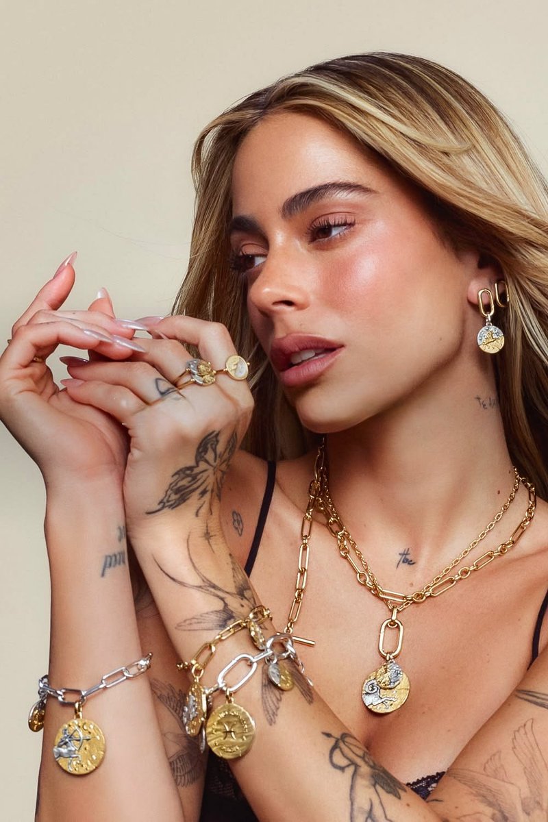 TINIData's tweet photo. TINI para Pandora https://t.co/H0frfUYogP
