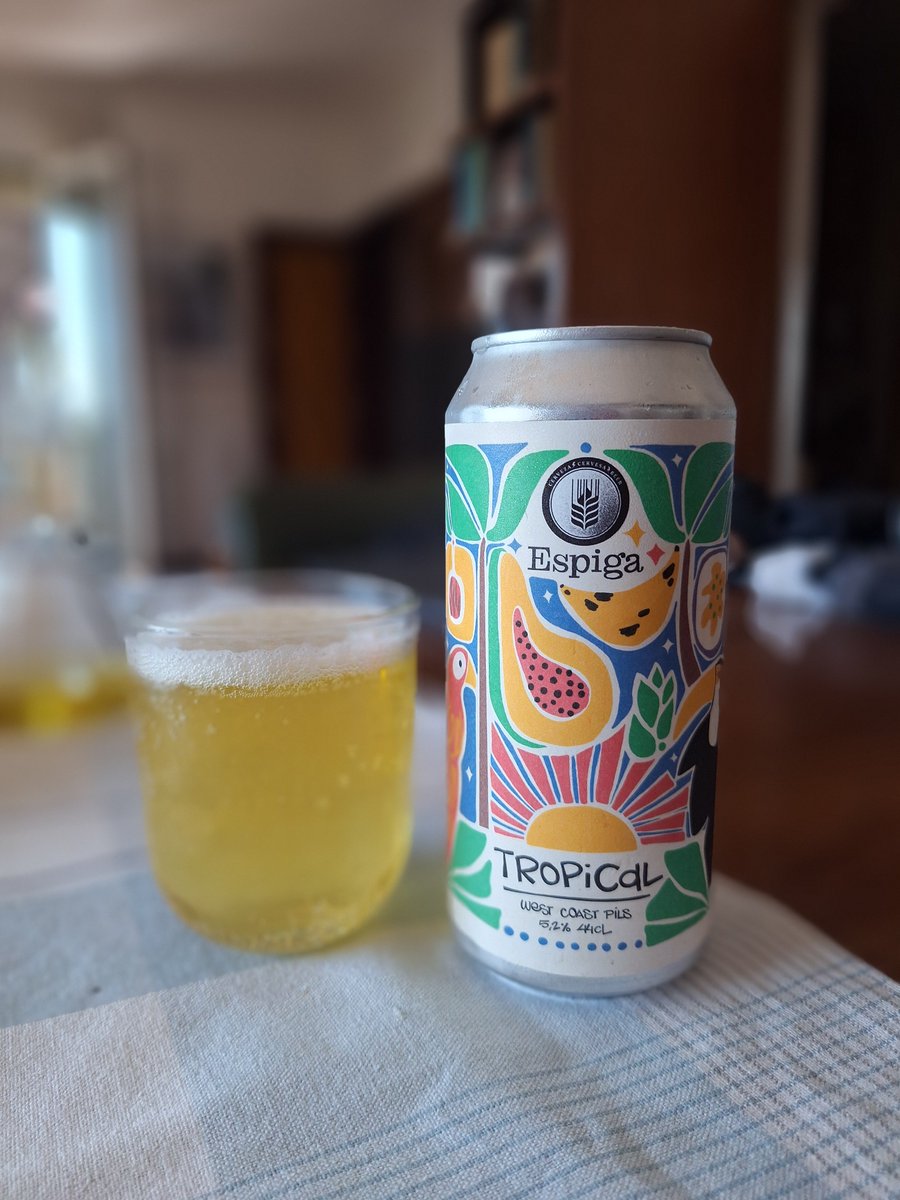 milbeerista's tweet photo. Espiga Tropical. De Sant Llorenç d'Hortons. West Coast Pils. Aigua, malta, llúpols (Superdelic, Nectaron, Citra Cryo), llevat. 5,2%. Molt bona. Neta, llupolada, afruitada, gust a fruita tropical, cítrics, final sec #WestCoastPils #IPA #IndiaPaleAle #IndianPaleAle #ale #beer #pivo https://t.co/4CUFnZDQQG
