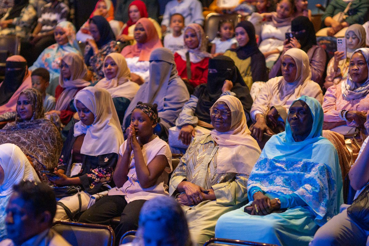 UNHCREgypt's tweet photo. Nada, UNHCR's 2024 #Nansen winner for the MENA region, doing what she does best!
Running an initiative to take care of the young and elderly while encouraging fellow @Refugees to support one another and contribute to their societies. https://t.co/gIeBhepEJ9