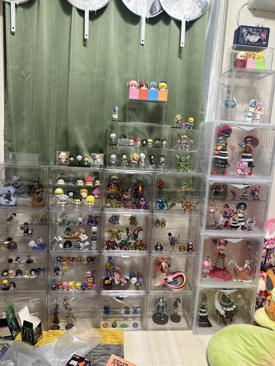 NAO15285881's tweet photo. 売れたものや整理対象外もありますが
ドラゴンボールは残す
ナルトも仙人モードは残す
ドラクエメタリックは残す
それ以外は売る予定です。
ケースも売ります。気軽に相談お願いします！
買取の数多いと少し安くもできます
DMにて相談乗ります。
手渡しか郵送もDMで相談しましょう
お待ちしてます🌟 https://t.co/tKOOG0SMyC