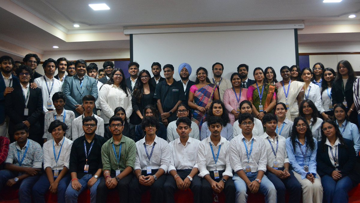 SRM_Univ's tweet photo. Two days of building, problem-solving and innovation at #DOMINION2026, bringing student developers together at #SRMIST.
@hackerrank #Buildathon https://t.co/9vUPGAtreU