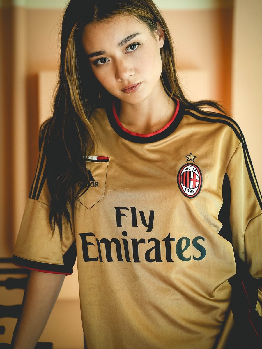 RF__1992's tweet photo. M I L A N   D A Y ❤️🖤 https://t.co/QFdkp5mA7i