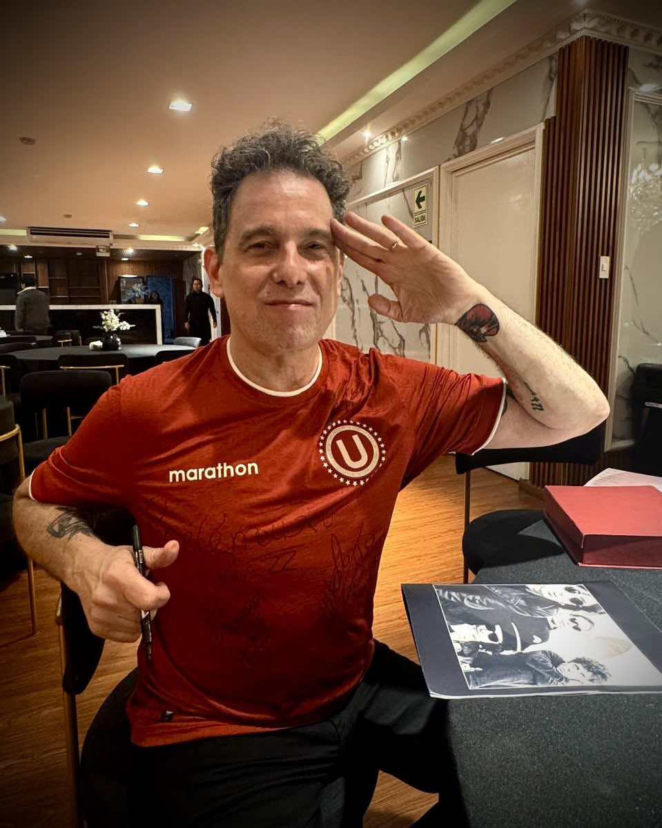 Universitario's tweet photo. 𝗦𝗶𝗲𝗺𝗽𝗿𝗲 𝗲𝘀 𝘂𝗻 𝗴𝘂𝘀𝘁𝗼, 𝗔𝗻𝗱𝗿𝗲́𝘀 🫡🫶 https://t.co/w7e1DK0XfV