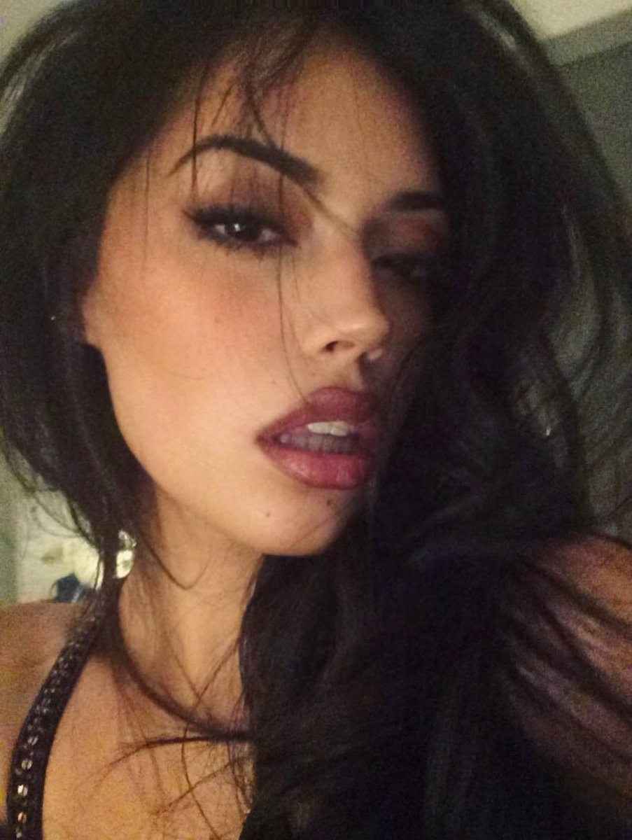 MadisonDiazzz's tweet photo. 💋💋💋 https://t.co/seEJ8FSe1l