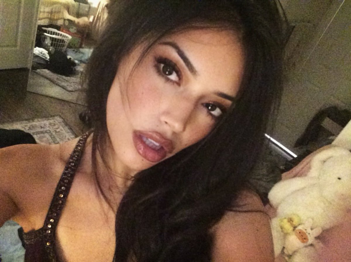 MadisonDiazzz's tweet photo. 💋💋💋 https://t.co/seEJ8FSe1l