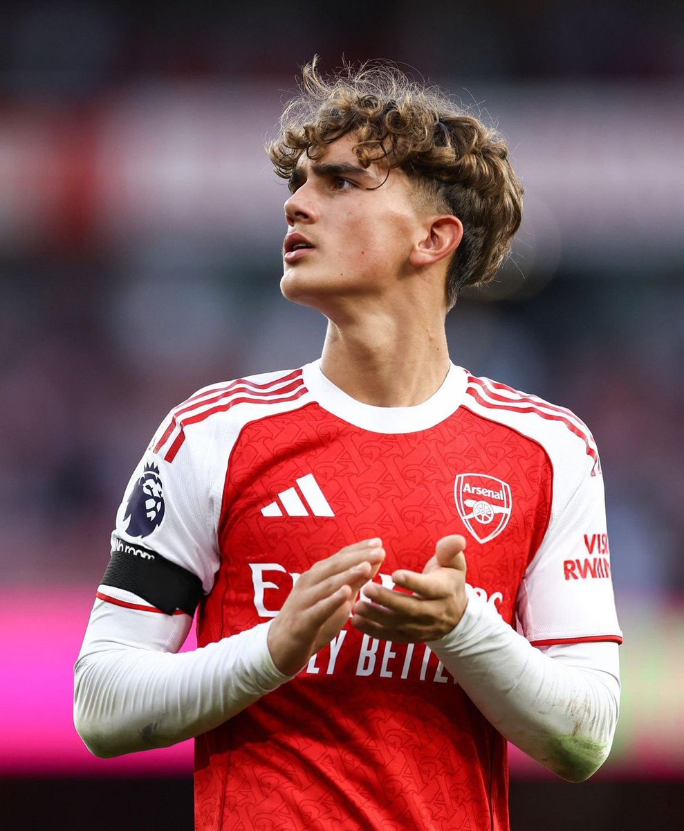 UnscriptedFooty's tweet photo. 🚨 16-year-old Max Dowman just dropped a brace, cooked Ipswich like it was Sunday league, and already has Arteta comparing him to Messi — the next one is here and nobody’s ready. https://t.co/wXgrDv5lAr