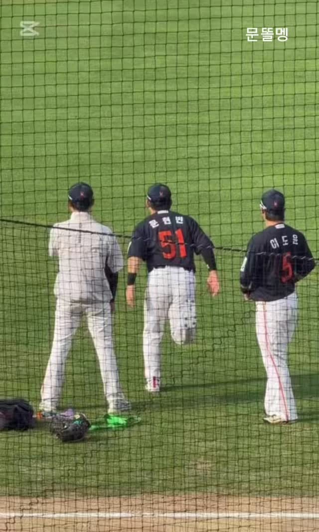 VincentLeev7's tweet photo. in barely have any friends and im no ones first optionione of my friends are real
m coming to a realization https://t.co/p5kzmvY80v