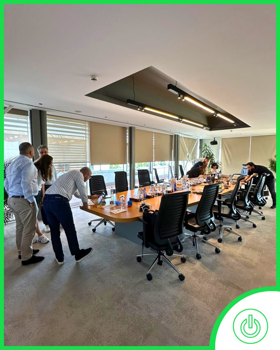 onlifeglobal's tweet photo. @eurocrossturkey yeni üç yıllık strateji dönemine geçerken değişime ne kadar hazır olduğunu Detour ile birlikte deneyimledik. Değişimi fark etmeyi, öncelikleri yeniden değerlendirmeyi ve birlikte uyumlanmayı ele aldık. Katılımları ve enerjileri için teşekkür ederiz. https://t.co/iyebmDrAAZ