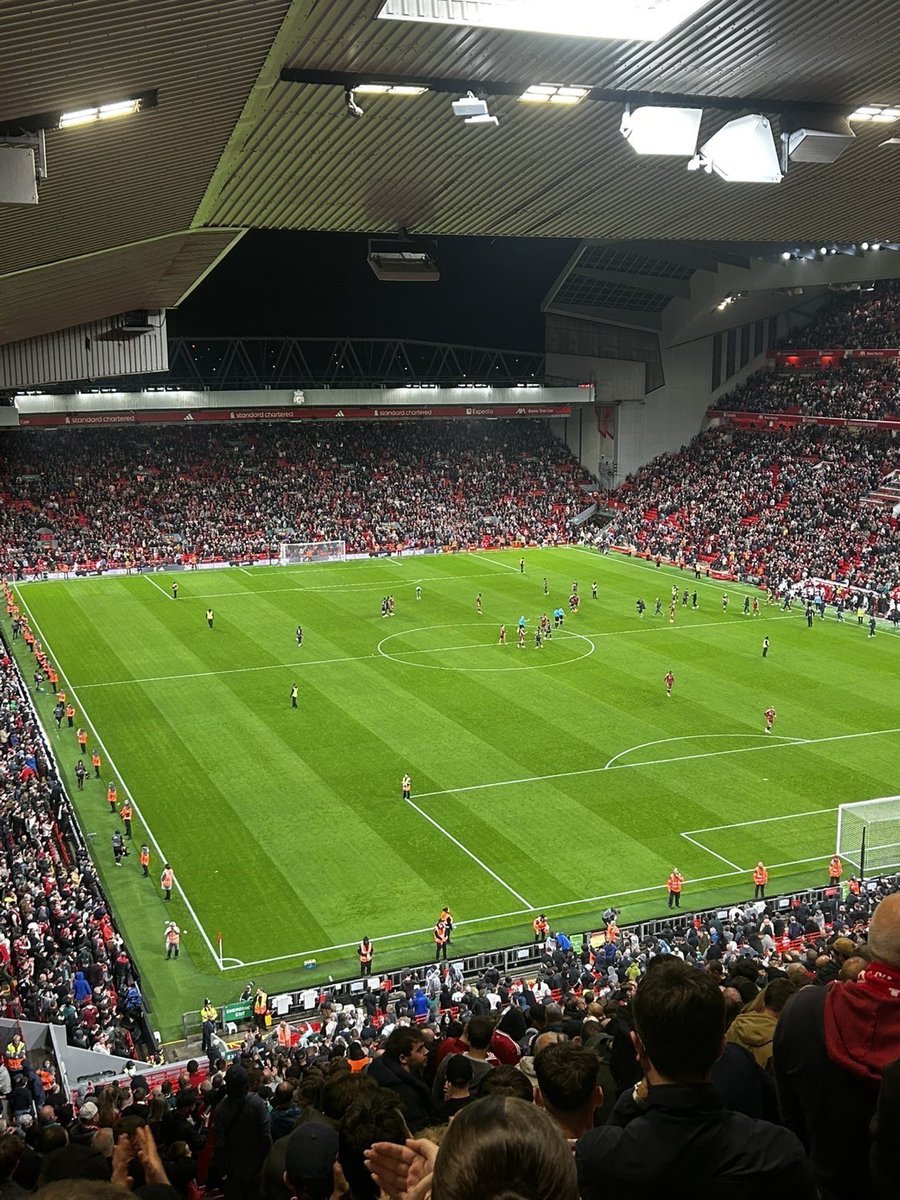 thestrayhs's tweet photo. @REDticketMenIRE thank you so much for sorting us out for the game last night! https://t.co/e7DRgmumjc