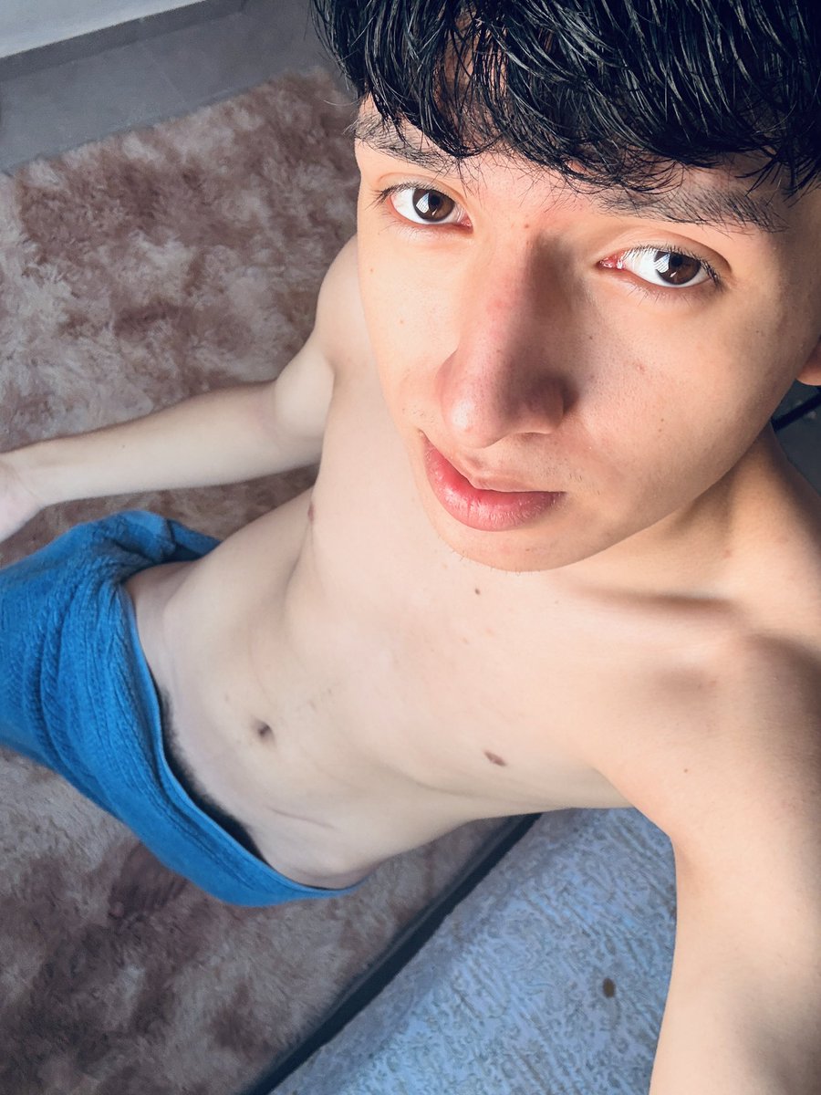 EdwardG177's tweet photo. Cómo andan😘 https://t.co/VtxrmXRAMw