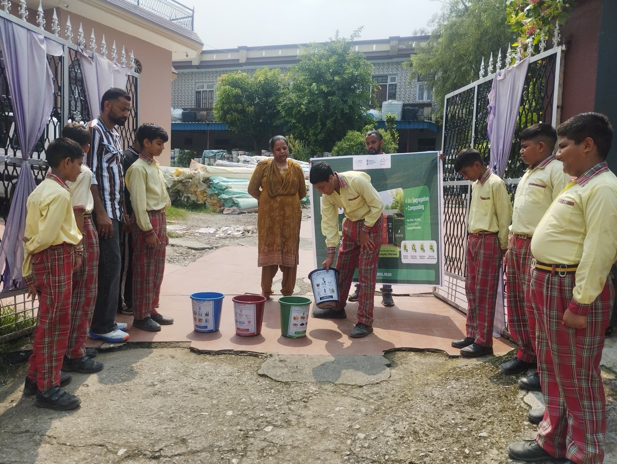 MunicipalReasi's tweet photo. A Model Ward' is our main Responsibility, keep your ward swachh, let's segregate waste, compost it and recycle it #SUPFreeMarketInitiative 
#MoHUA
#SwachhBharatMission
#SBMUrban
#SwachhJK
#SingleUsePlastic
#ModelColonyInitiative
#CleanIndia
#NayeBharatKiNayiTasveer
#Swachhreasi https://t.co/nNMEF507qI