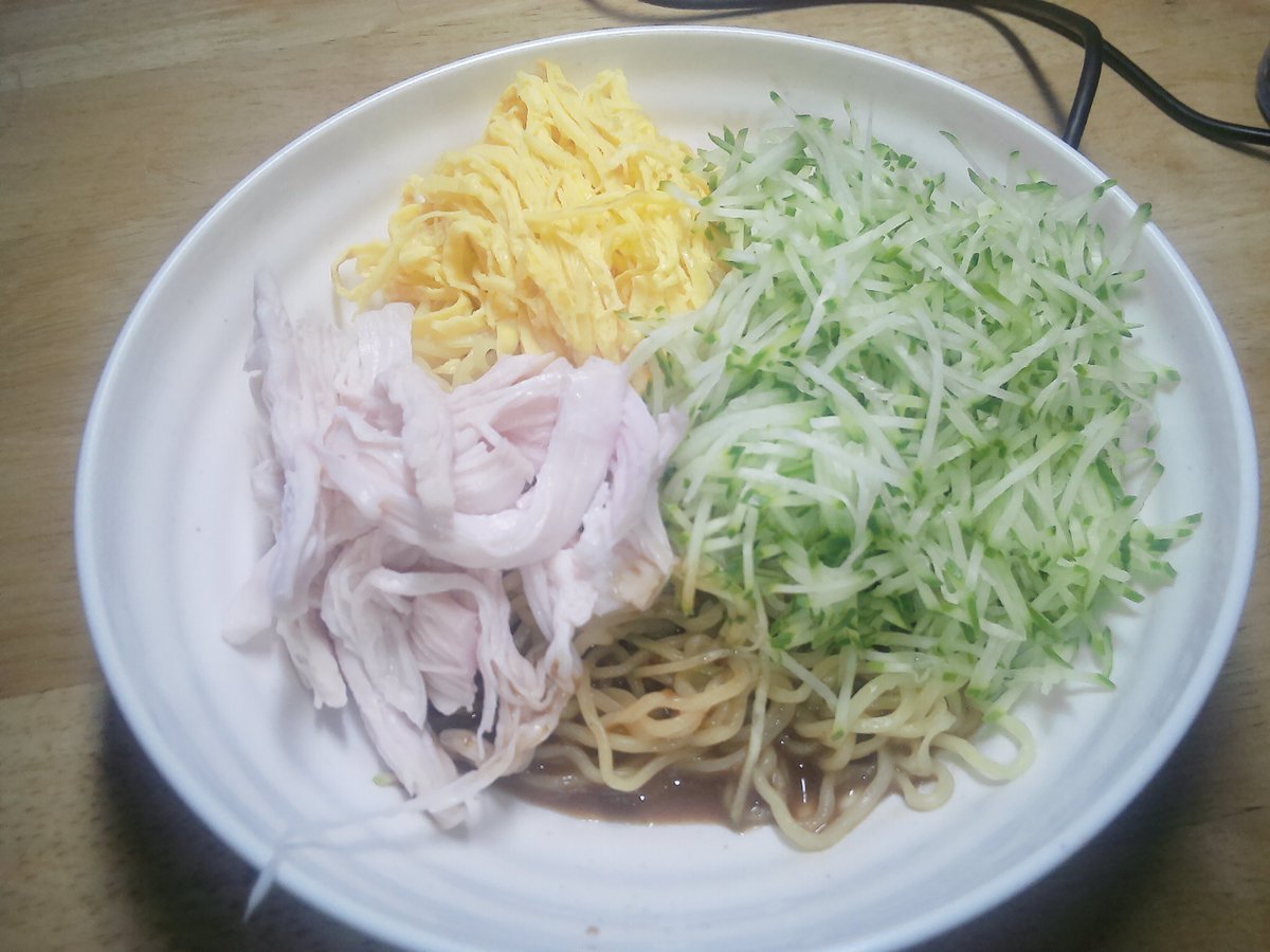 kokuouka's tweet photo. ポスト失敗してた飯たち https://t.co/ikwLRzXSVf