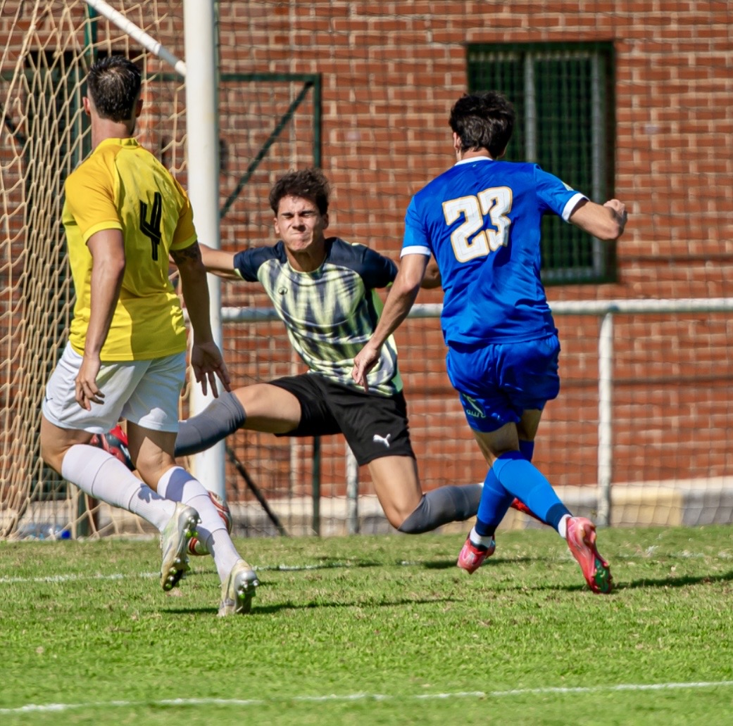 KasForcada's tweet photo. Segundo partido de liga y primer gol de @IkerForcada 
Partido muy completo de todo el equipo.
Continúa el proceso de aprendizaje.
#TerceraRFEF https://t.co/CEHqVvLrDv