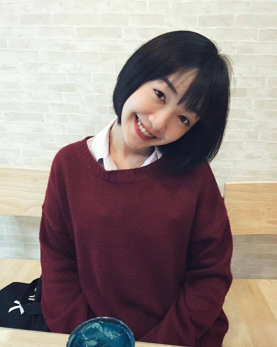 TraceyWhitxff's tweet photo. 心に浮かぶ余白を丁寧に埋めていく過程で、自分を許せるようになれたらいいのにな。案外そんな淡い期待も必要だと思いませんか。 https://t.co/CXHn0VG0kN