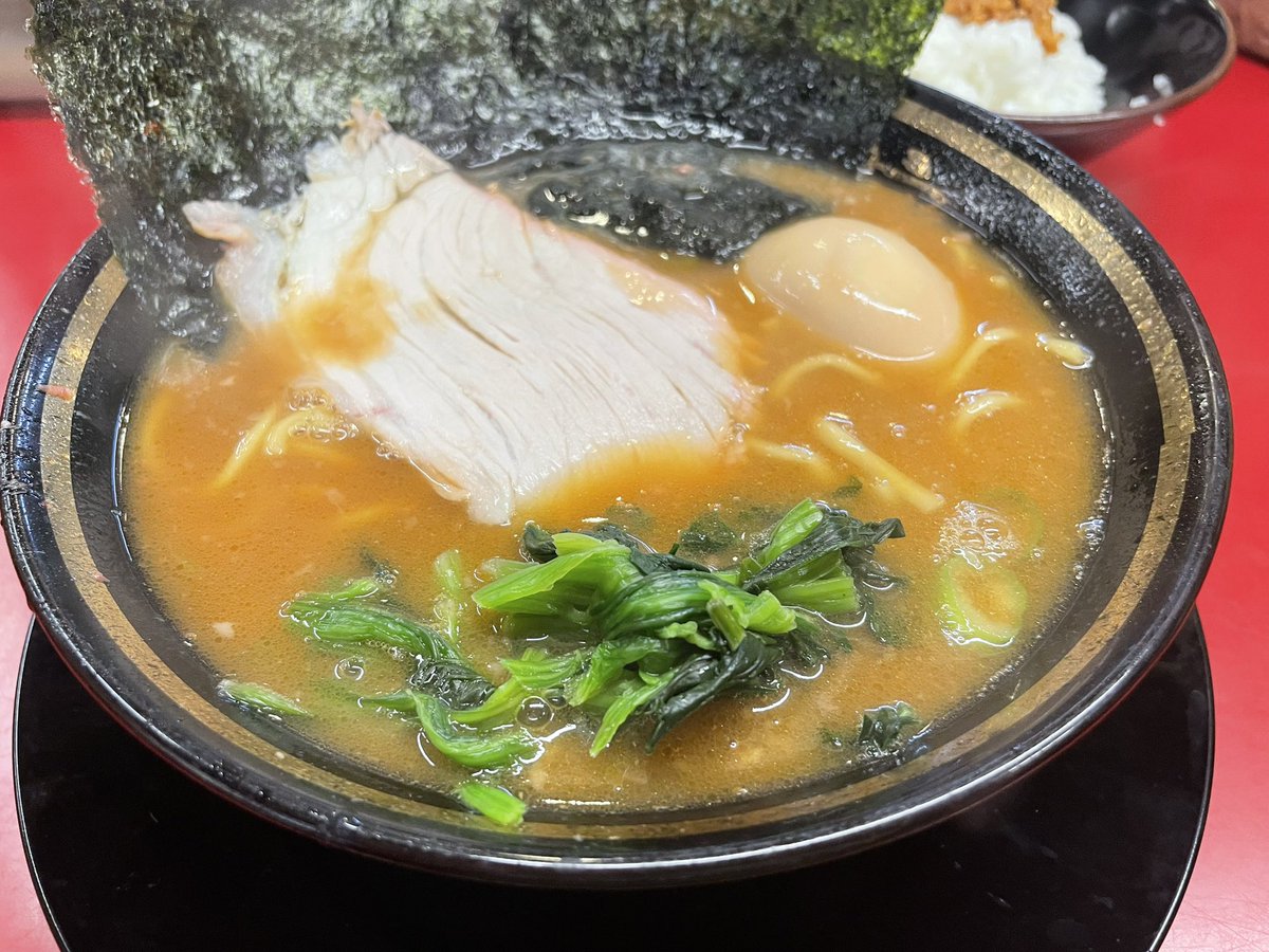 sumahosotsugyo's tweet photo. 王道家 柏

#家系ラーメン https://t.co/2nNK2PMgJe