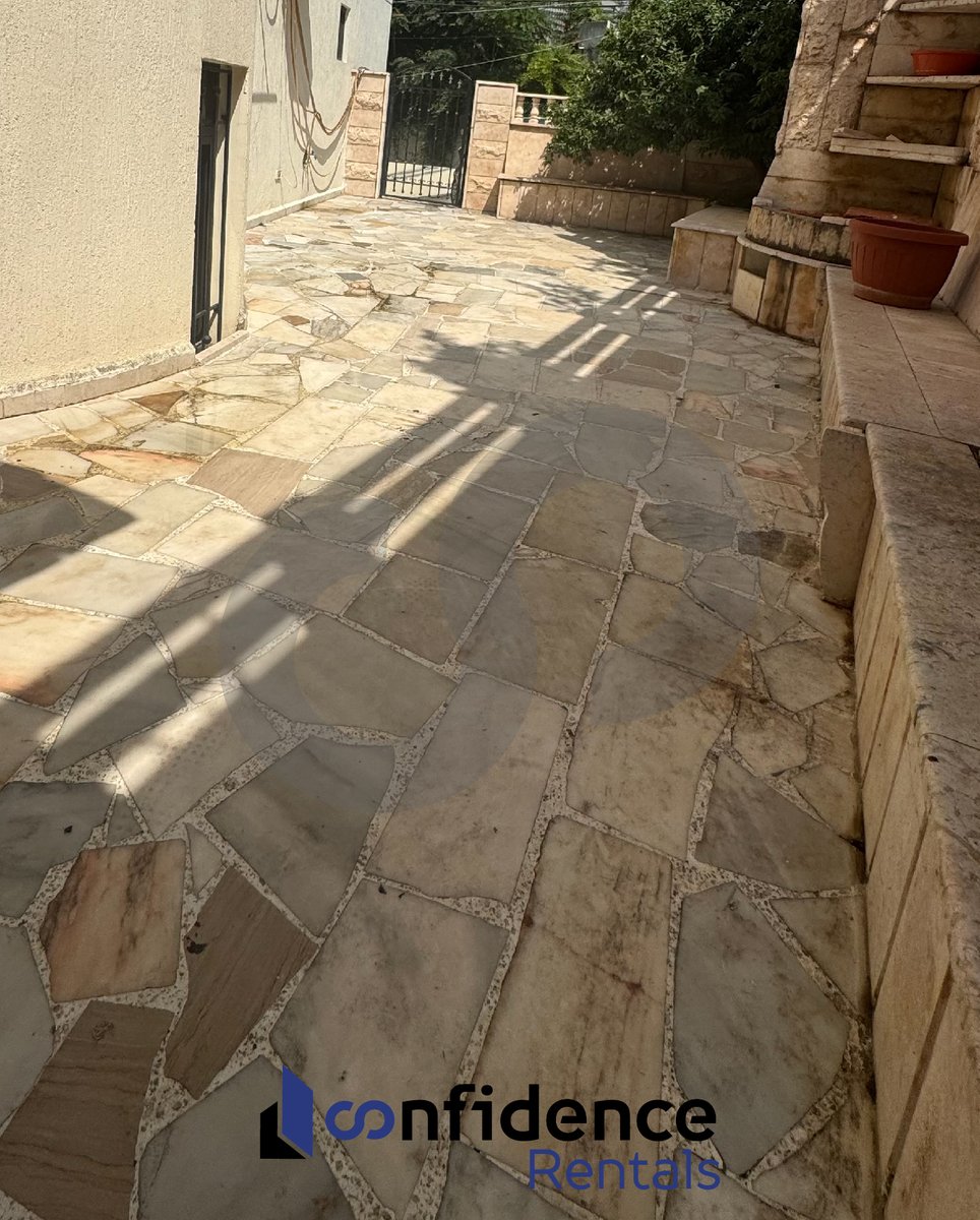 confidence_cre's tweet photo. Price: $650 cash per month + 1 month commission
Spacious 200 SQM apartment for sale
For more information do not hesitate to contact us:
71000850
REF#JL140655
#ApartmentForRent #FurnishedApartment #FamilyHome #LebanonRealEstate #LebanonProperty 
#CONFIJL
A https://t.co/EUODu8nYwm