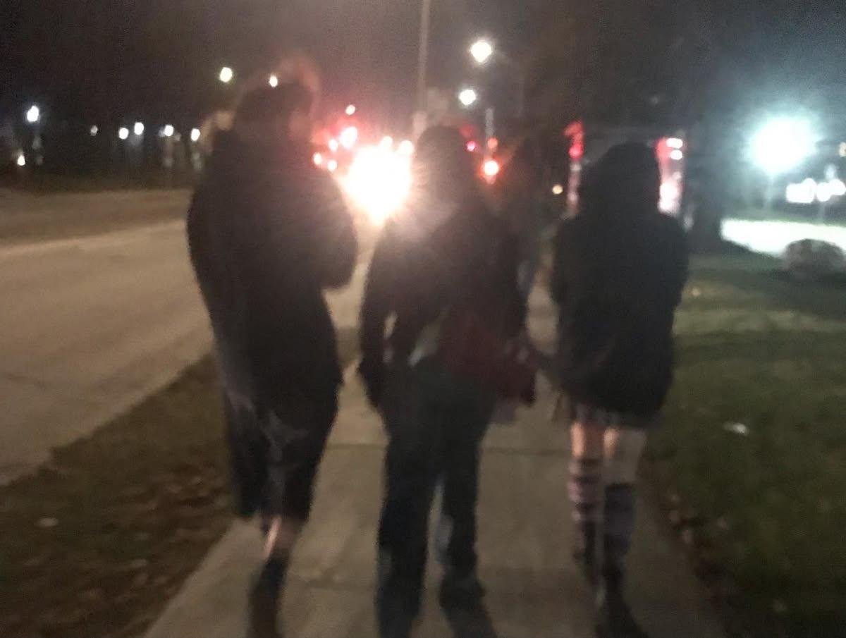 Chismosafan's tweet photo. No time spared on here.. New pictures sent in and ik y'all know who they are 👀 #funnightout? https://t.co/Ws3Giz0Dao