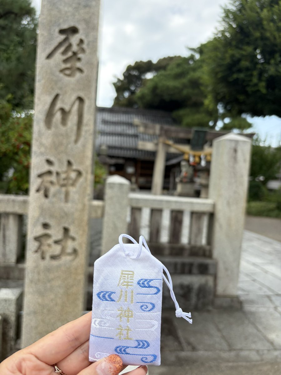 ___train72___'s tweet photo. 長男の修学旅行中私は金沢に20年ぶりに一人旅。
森博嗣が引退されるとのことで、20年前にも行った犀川神社で推し活したり、室生犀星の本をカフェで読んだり美味しいご飯をこれでもかと食べた。
和食に和菓子に町並みの美しさに感動したり。
観光地が中心街に纏まってるのでシェアサイクル大活躍 https://t.co/Eyd1BXp74Q