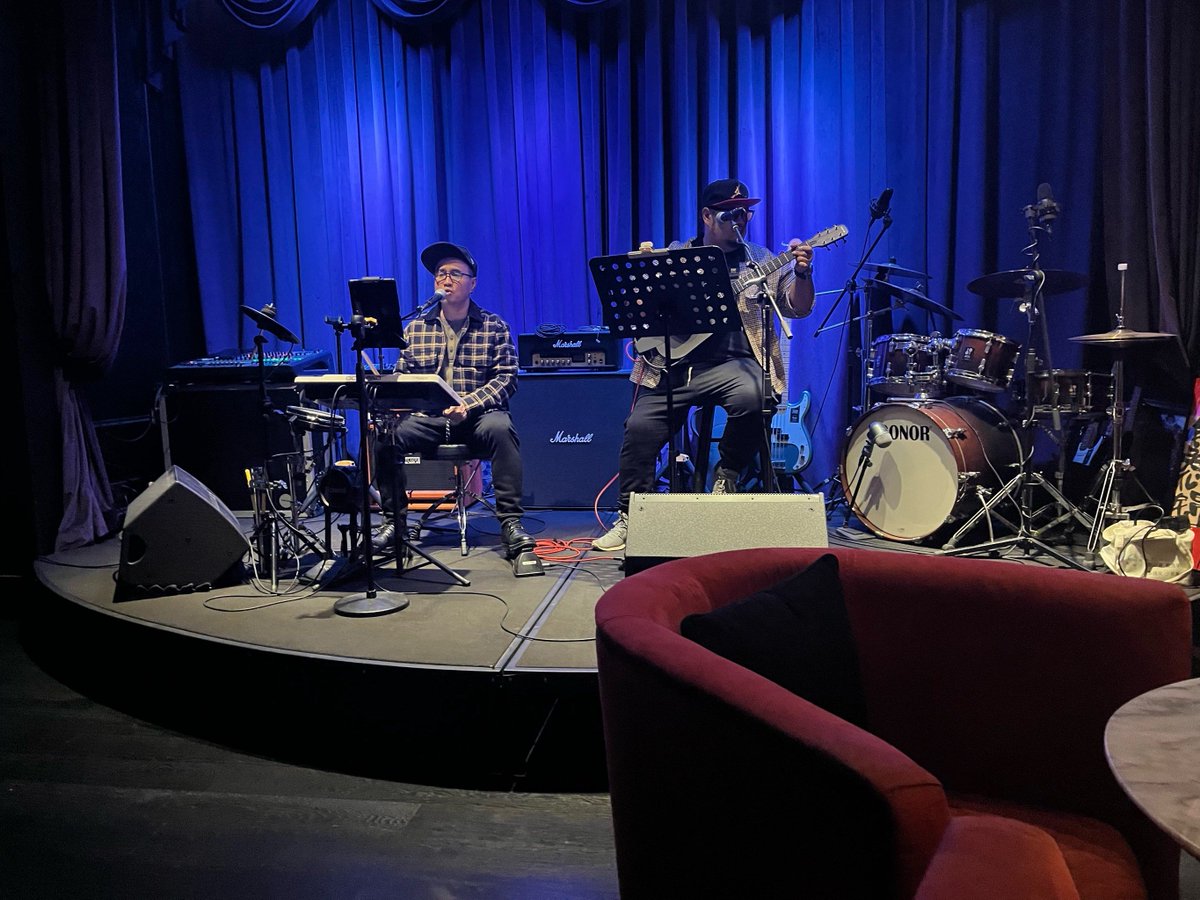 dommw739643's tweet photo. Just left the indie folk show at the downtown theater—those raw guitar riffs + harmonies gave me chills all the way home  Catch their next gig if you can! https://t.co/EjBOQbPVi5
