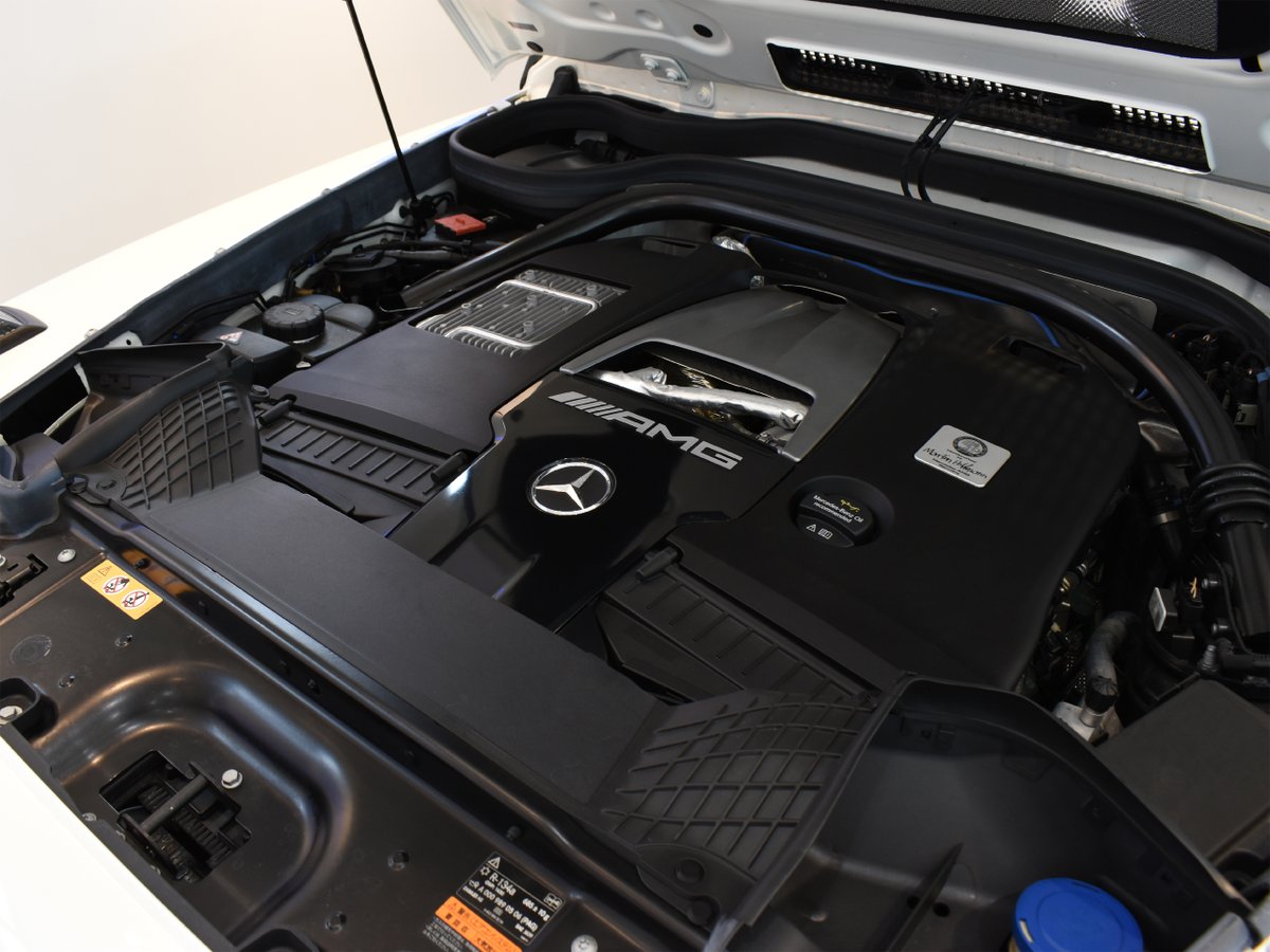 ROKKEY_SAITAMA's tweet photo. 走行距離は16,500kmと少なく、内外装ともにコンディションは良好。

使用感もほとんど無く、保管状況が良く大切に扱われてきたことがうかがえる1台です。

ホワイトとブラックのコントラストが格好良いですね✨ https://t.co/NZ6UNisEuz