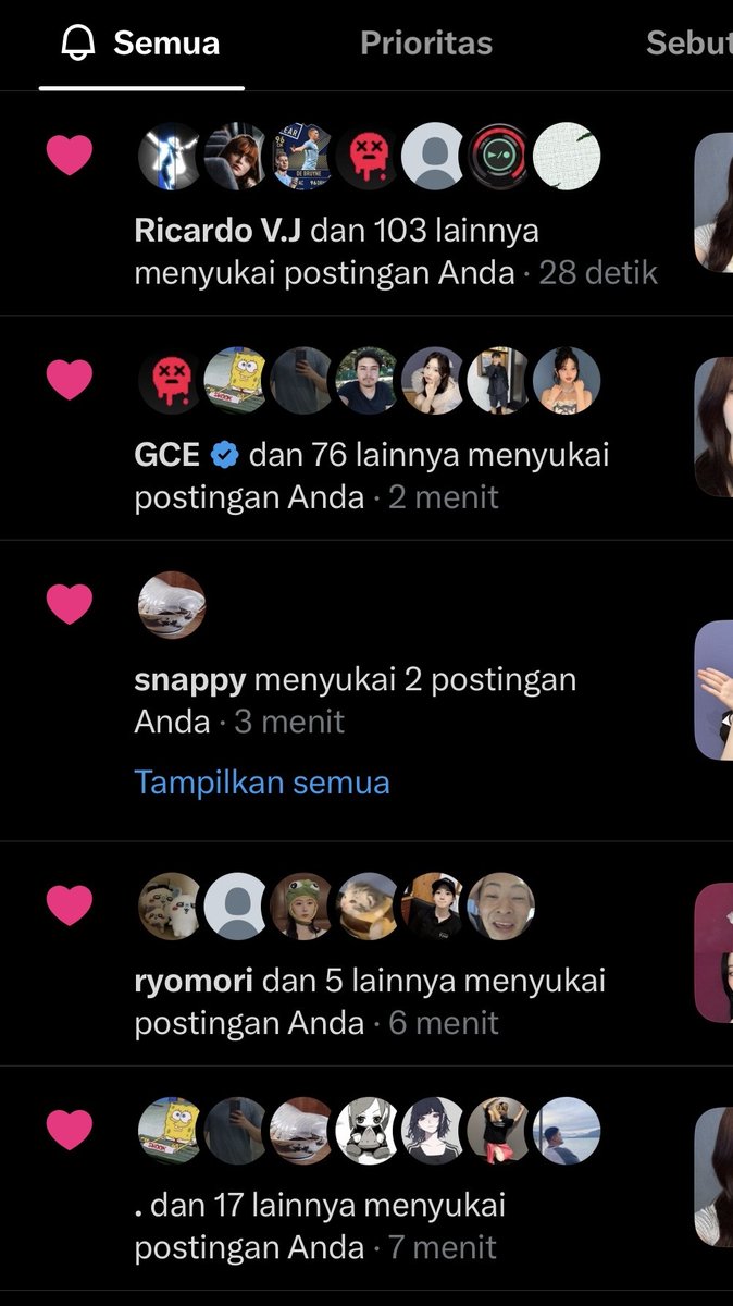 bulanrpw's tweet photo. Hi ges mau tanya kalian upchar suka di like sama org2 random gini ga? Boleh sharing? Agak takut huhu apa dibiarin aja? Jawab ya thank you https://t.co/06IYWoVv2Y