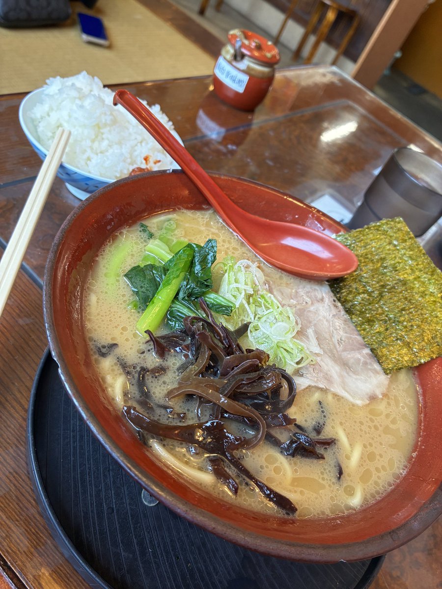 w_jet_shinsuke's tweet photo. 2026年45杯目。

仙台 一番堂松島店
とんこつ味噌ラーメン+ライス

仙台のラーメン博士オススメっ❗️旨しッッ https://t.co/P0YZYt25jb