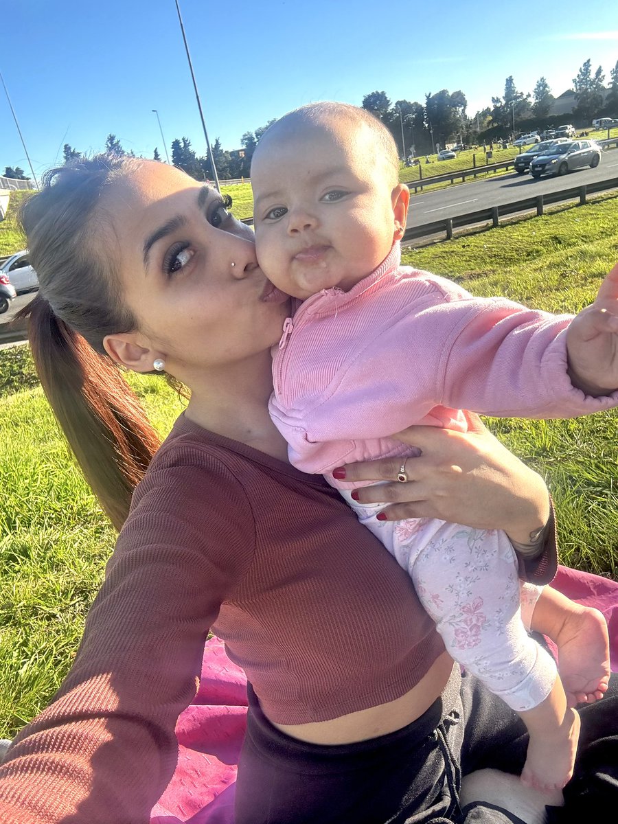 22katyyy's tweet photo. volvería una y mil veces a pasar todo lo que me llevó a vos❤️ https://t.co/AOuonLbrHK