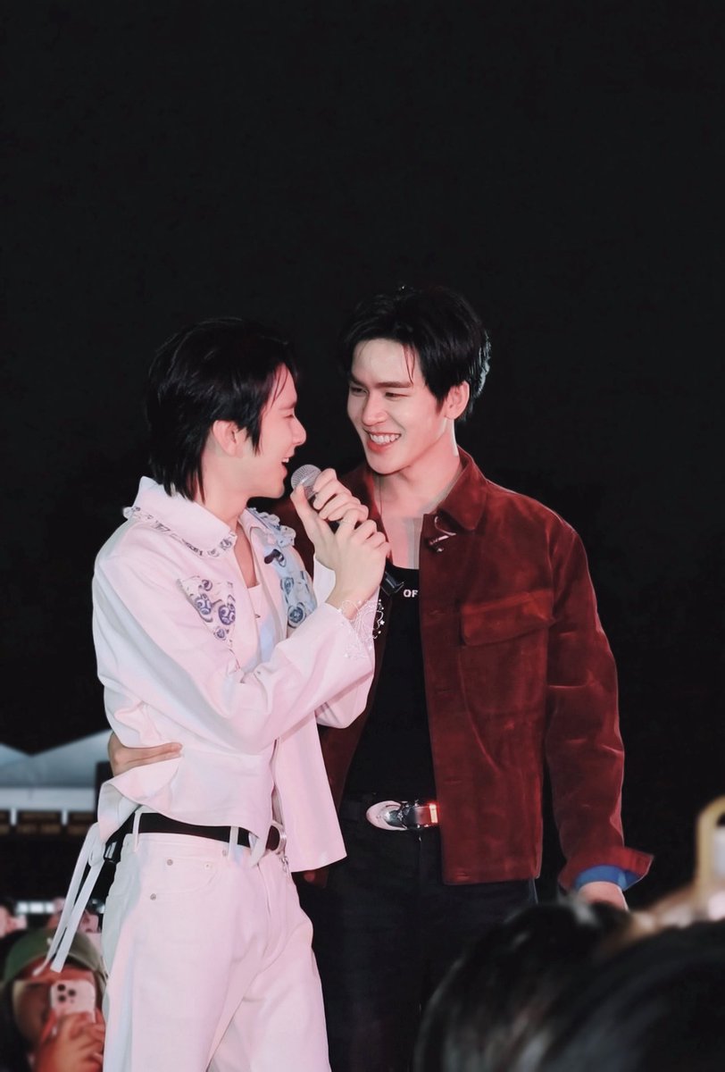 l_inme's tweet photo. เหงา…เข้าใจ หมายถึงคนดูอ่ะเหงา 🙂‍↔️🤭
ปล.โทนสีไม่ซ้ำเพราะจำไม่ได้ คุมโทนคือไรค้าบ 🤣

#บัสกิ้งแฟนบอย 
#auautnp #savewrg 
#auausave #อู่อู๋เซฟ 
#MrFanboySeries https://t.co/rBF2dvOEfH