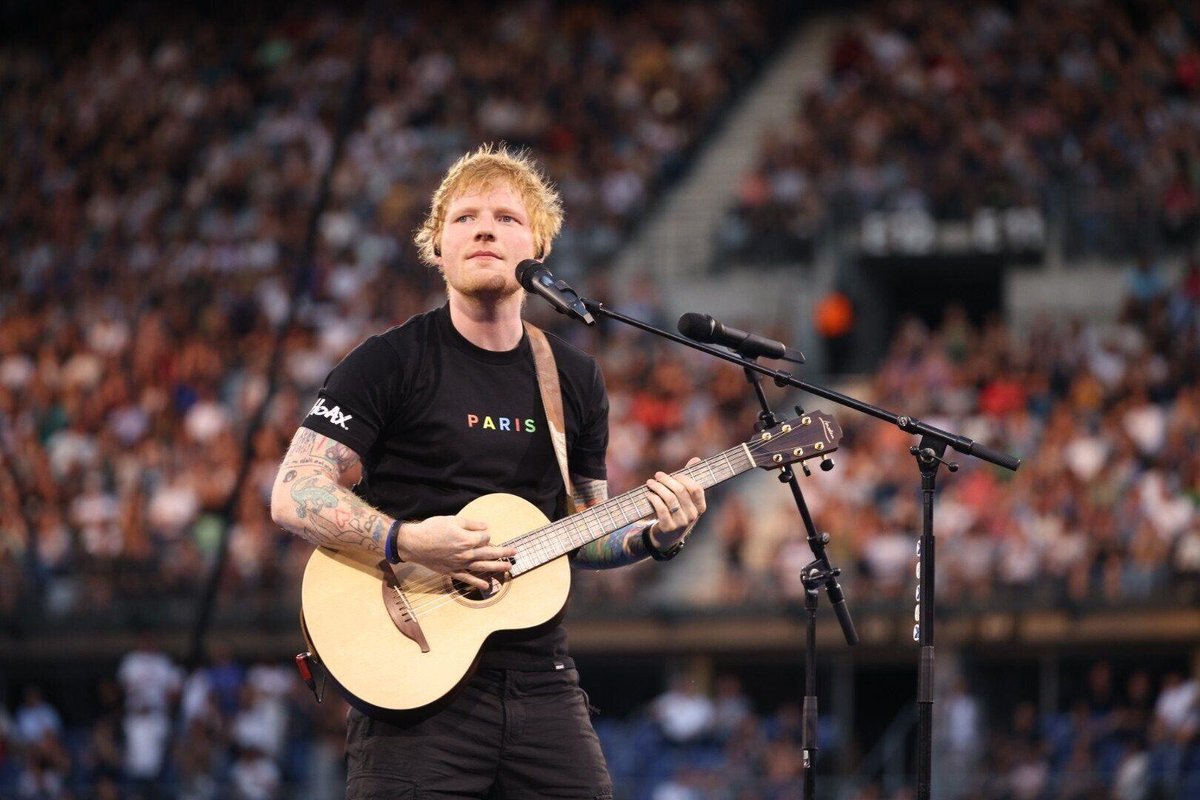 le_Parisien's tweet photo. Après la mise à l’écart du rappeur Macklemore, toutes les premières parties abandonnent la tournée d’Ed Sheeran ➡️ https://t.co/gAgGKOEMd9 https://t.co/Alq2XaBcoT